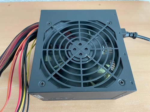 FSP Raider 550W PC-Netzteil FSP Fortron 550 Watt 80 PLUS Silver 120-mm-Lüfter