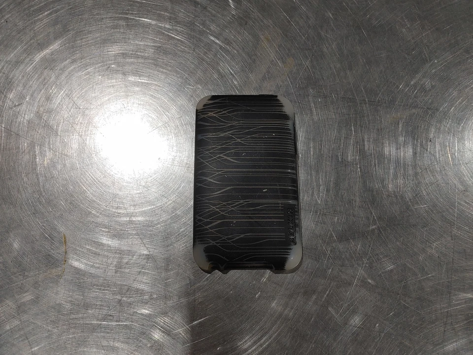 Apple iPod Touch A1318 3rd Generation Black Untested - Fair - Image 2 of 4