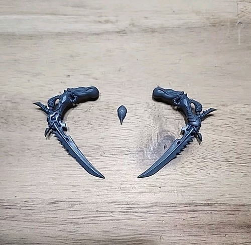 Warhammer 40k Tyranids Bone Sabre Bits. - 第 1/1 張圖片