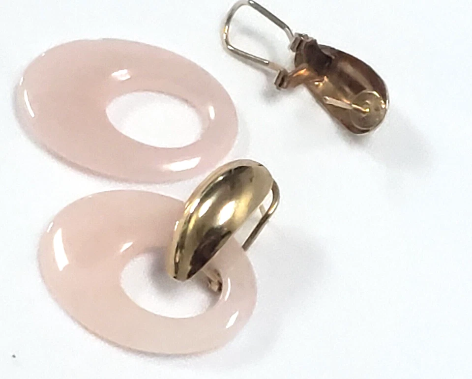 ВИНТАЖНЫЙ РОЗОВЫЙ КВАРЦ ДРАГОЦЕННЫЙ КАМЕНЬ ОТКРЫТЫЙ ОВАЛЬНЫЙ ЗОЛОТОЙ ЗАПОЛНЕННЫЙ ПОДВЕСКОЙ КАПЛИ СЕРЬГИ 1,75» - Изображение 4 из 4