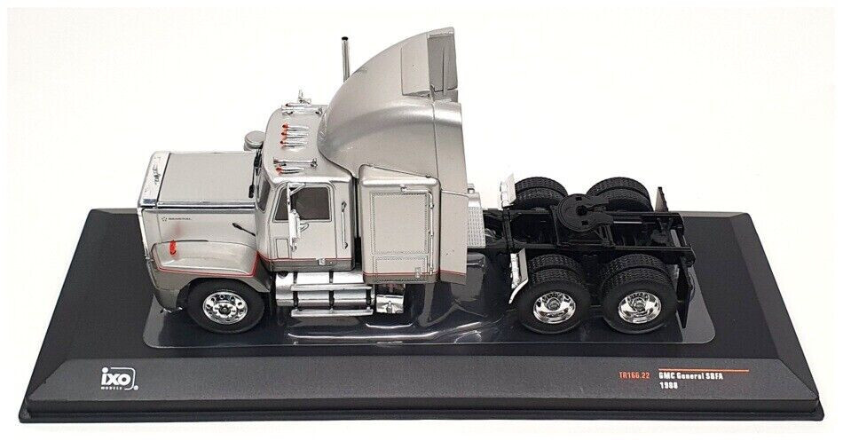 Camion GMC General SBFA big sleeper 1988 gris modèle TR166 IXO