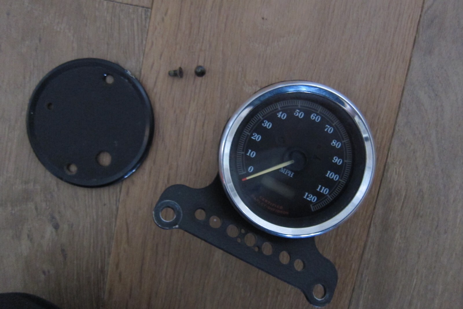 19992003 OEM Harley Davidson Sportster Speedometer & Mount Bracket