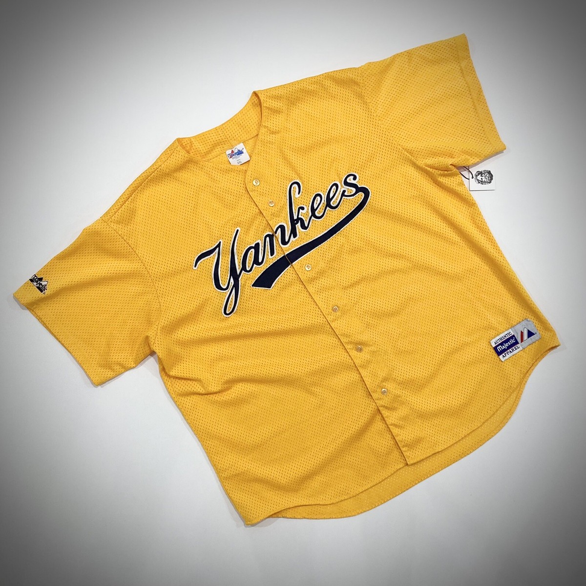 ニューヨーク・ヤンキース イエロージャージ Vintage New York Yankees Yellow Majestic Baseball Jersey