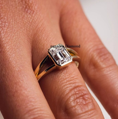 1.75 CT Bezel Set Emerald Cut Moissanite Split Band Solitaire ...