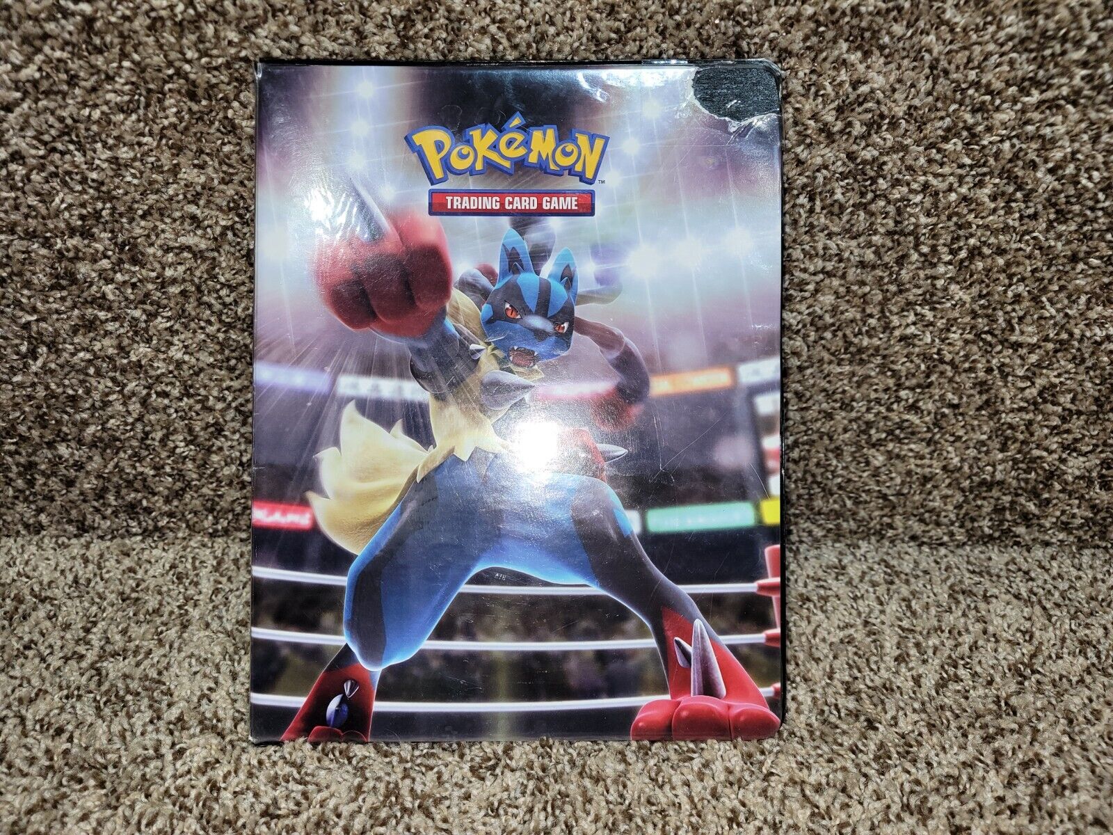 Album with 12 pages for Pokémon cards with Lucario