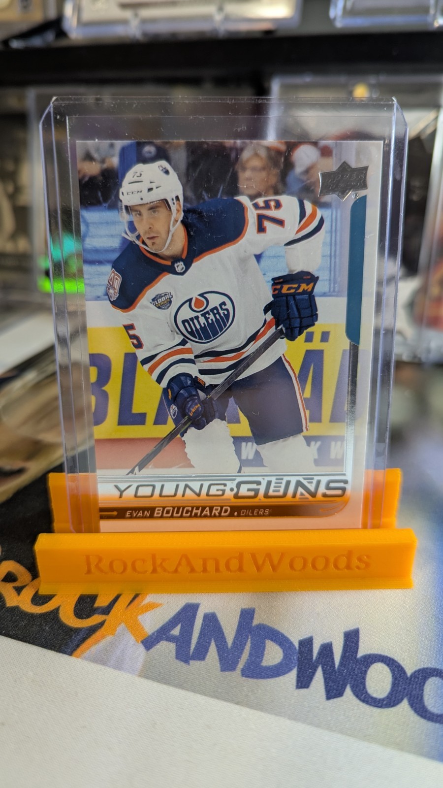 Evan Bouchard 2018-19 Upper Deck Young Guns #221 