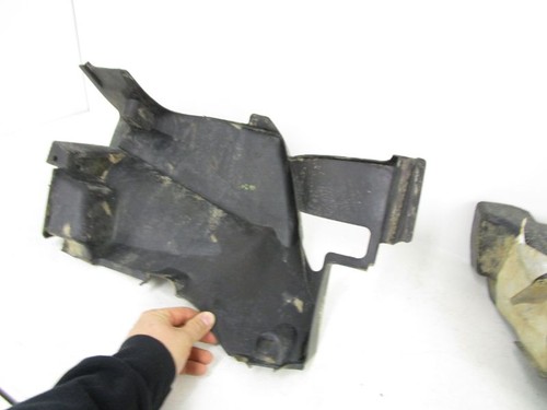 07 Suzuki LTA 700 King Quad #2 Lower Fuel Tank Cover 44392-31G00 - Bild 4 von 5