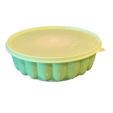 Vintage Tupperware Mint Green Jello Salad Mold Ring 3 Piece Set Retro