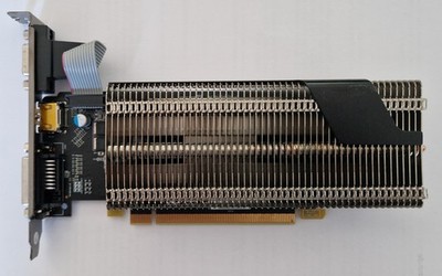 XFX CORE Radeon R7 240 780M 1GB PASSIVE SILENT Kühlung HDMI DVI VGA Grafikkarte