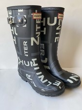 Hunter Kids Rain Boots Sz 3B/4G Black Rubber White Print Waterproof