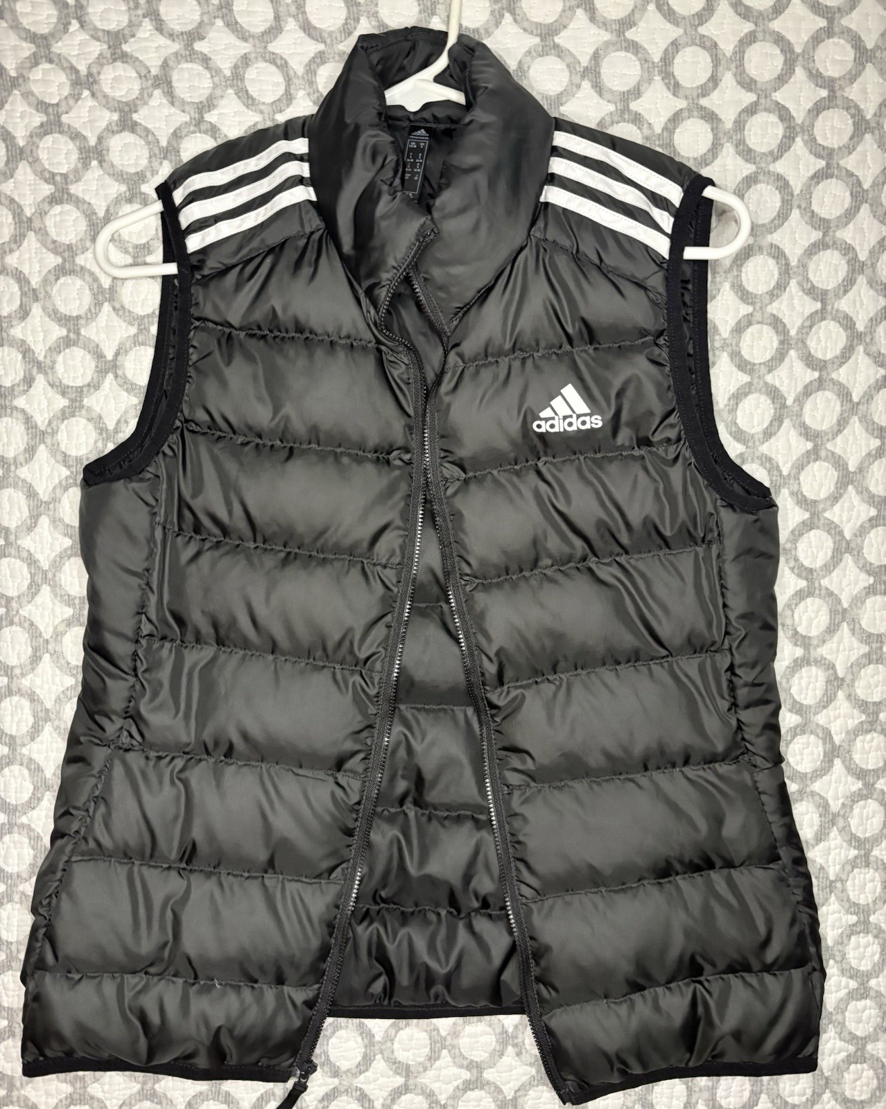 Adidas Vest Womens Small Black Down Puffer Full Zip Lightweight Insulated Lined