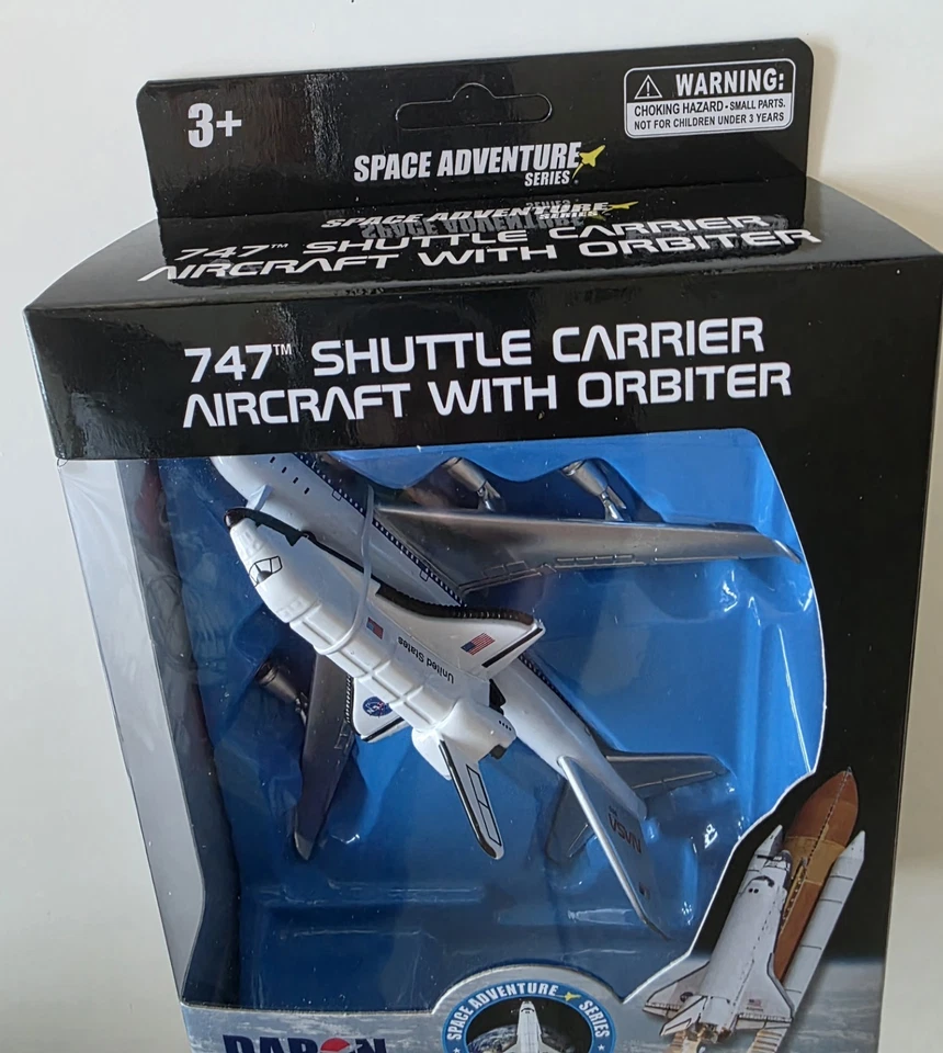 Aeronave transportadora Daron 747 ônibus espacial com brinquedo orbiter fundido - Imagem 3 de 4