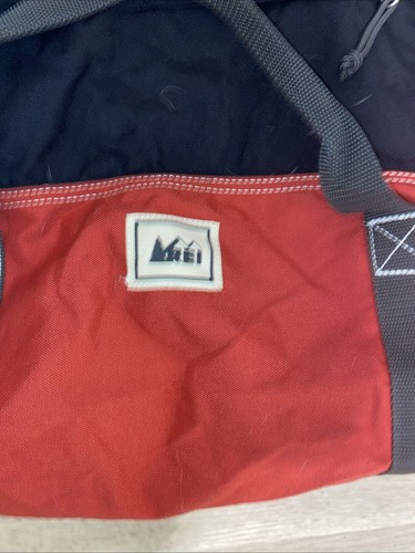 REI Duffel Bag Luggage X Large Backable Light Weight Sz 28X9 In Good Condition B - Picture 2 of 7
