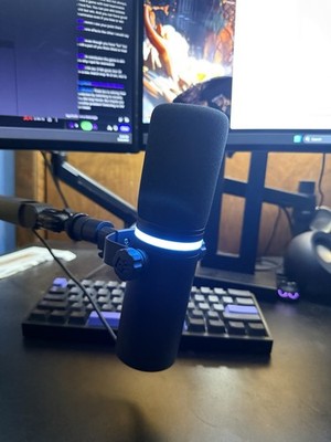 BEACN Dark Dynamic USB Microphone for PC & Gaming   Broadcast-Grade
