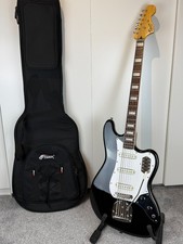 Squier Vintage Modified Bass VI - Black with Gig Bag