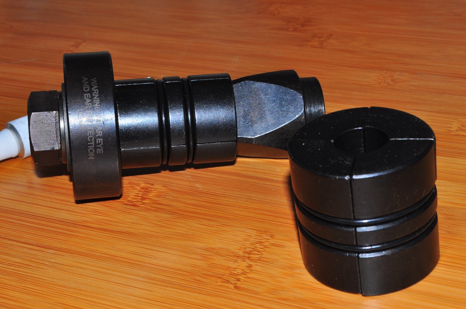 Lisle 34400 Exhaust / Tailpipe Stretcher fit pipes from 1 5/8" to 2 7/