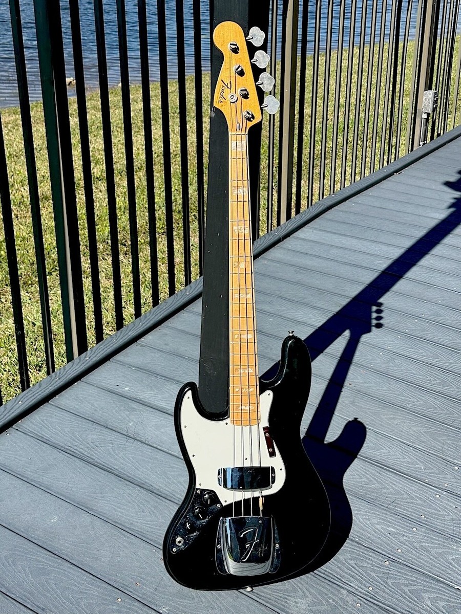 ギター FENDER BASS GUITAR Fender Limited-Edition Mark Hoppus Jaguar Bass Guitar 3