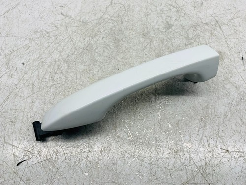 VOLKSWAGEN TIGUAN OUTER DOOR HANDLE 2019 DRIVER SIDE FRONT R-LINE TECH TDI