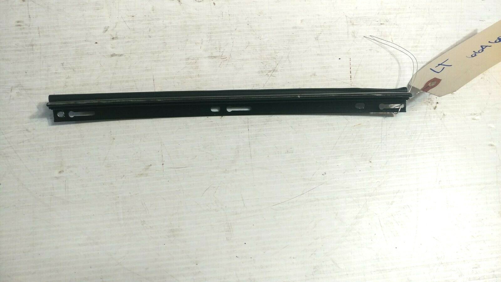 FERRARI 360 F430 SPIDER PARTS 125789 CAPOTE CONVERTIBLE TOP RIGHT SEAL 66460000
