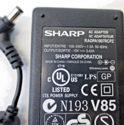 Sharp RADPA1007RCPZ Netzteil DC 19V= 3,42A Hohlstecker 1x Kabel zus. Isoliert