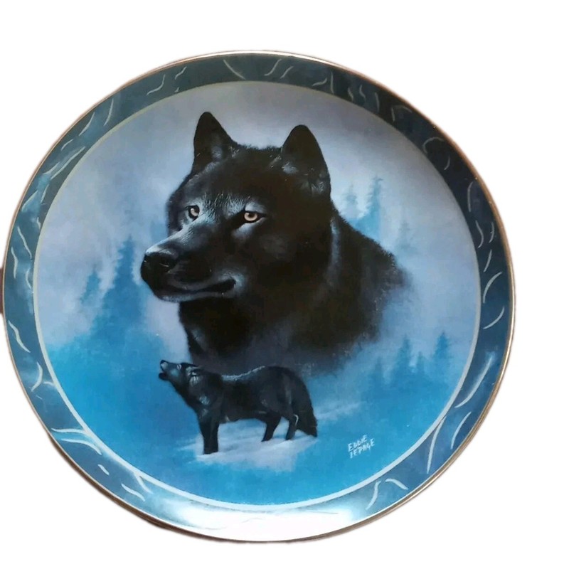 Bradford Exchange 8" Collector Plate - "Black Knight" by Eddie LePage.