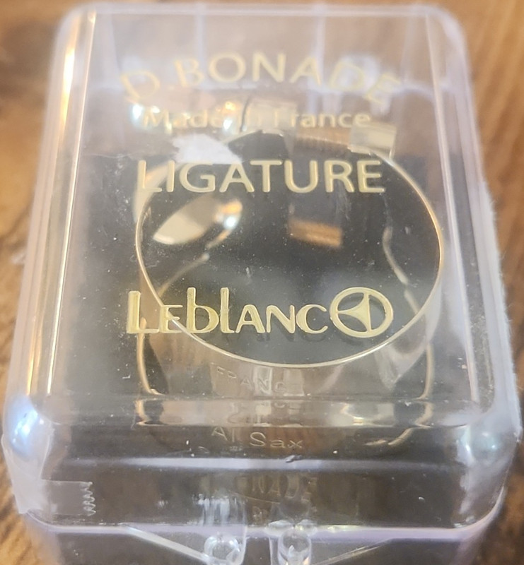 Bonade Alto Saxophone Ligature 2254UG Gold Plated Metal, Gold Finish
