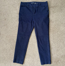 Old Navy Women s Solid Blue Denim Pixie Pants Mid-Rise Stretch Regular 6