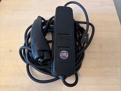 DOES NOT WORK - OEM 2013-2017 Fiat 500e EV Electric Car Charger 120v P05193131AH