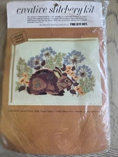Creative Stitchery Kit DAISY TRAIL Picture  LINEN 16" X 20"