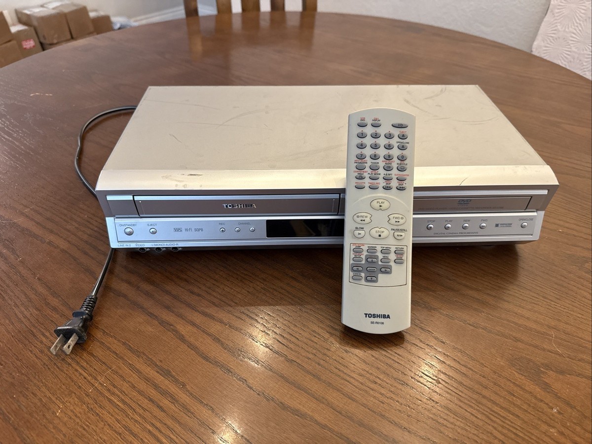 Toshiba SD-V392 DVD/VCR Combo VHS Player 4-Head Hi-Fi w/Remote