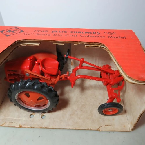 Scale Models Allis Chalmers "G" Tractor Dealer Col Ed 1/16 AC-FT-402-B3 - Picture 5 of 7