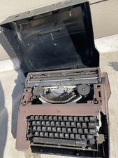 Typewriter Model 3800 Brown thumbnail