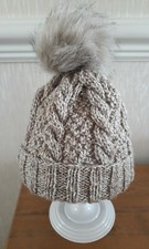 NEW HAND KNITTED BOYS CREAM BROWN KNITTED HAT WITH FAUX FUR POM POM 0-6 MONTHS