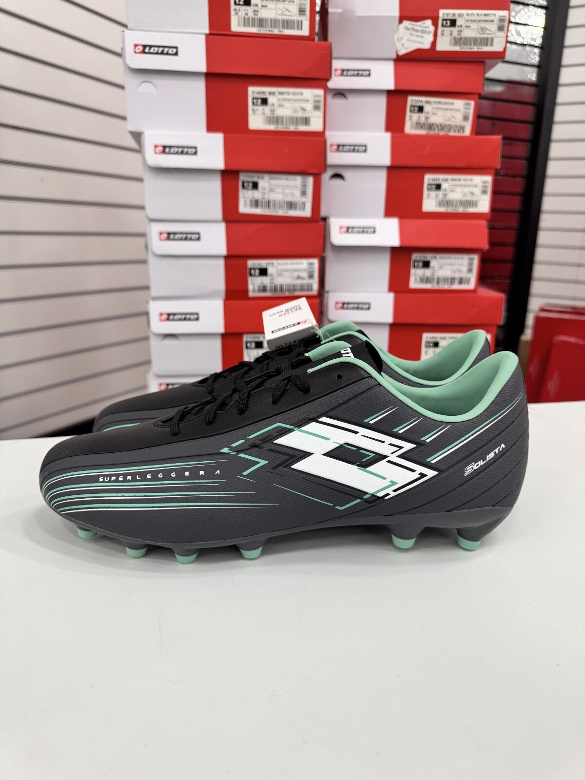 Lotto Solista 700 VIII FG tacchetti calcio uomo asfalto bianco tutto nero taglia 11 5 nuovi con scatola