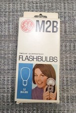 Vintage General Electric GE M2B Flashbulbs 12 Bulb Pack Unused