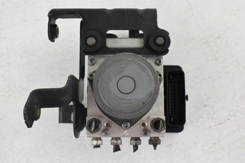 2015-2020 Chevy SUBURBAN 1500 ABS Anti-Lock Brake Pump Module Control Assembly — 第 3/4 张图片