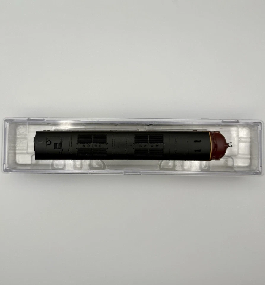 RARE NIB N LIFE LIKE 7002 E7A Locomotive Boston & Maine #3813 Burgundy-Red/ Gold - Image 4 of 4