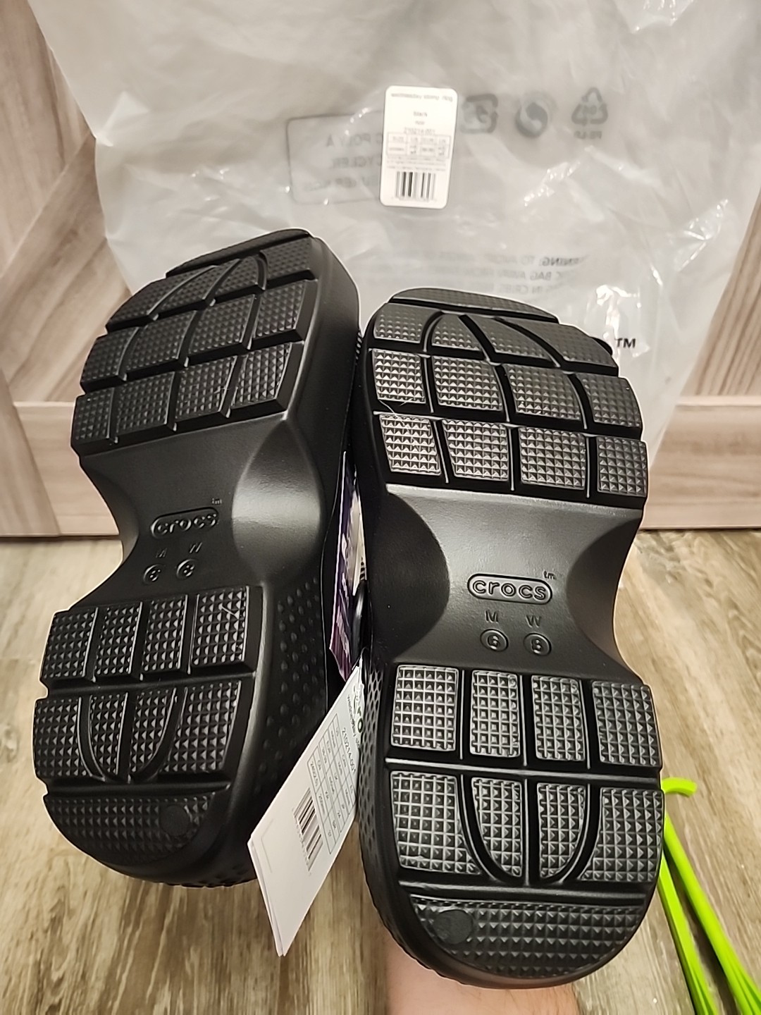 WEDNESDAY ADDAMS X CROCS STOMP CLOGS NWT NEW IN BAG Size W8 / M6 image 9