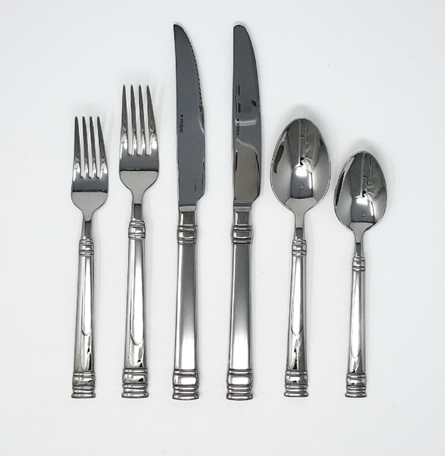 Mikasa Hamilton 36Piece 18/10 Stainless Steel Flatware Set + Wood