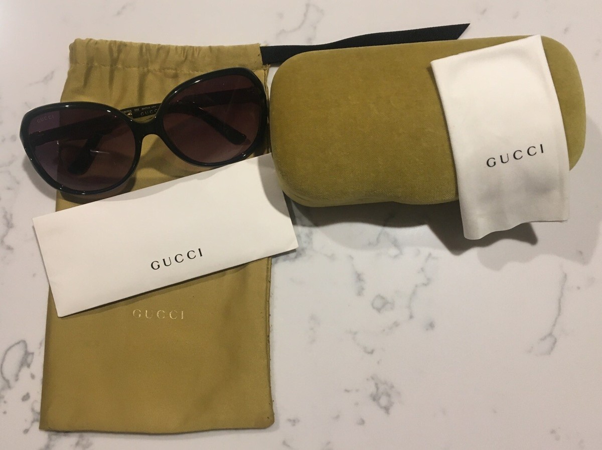 Gucci GG0076S 002 Oversized Sunglasses Black Gold Gradient 60mm Gucci GG0076S Women Oval Designer Sunglasses Gloss Black  main image 4