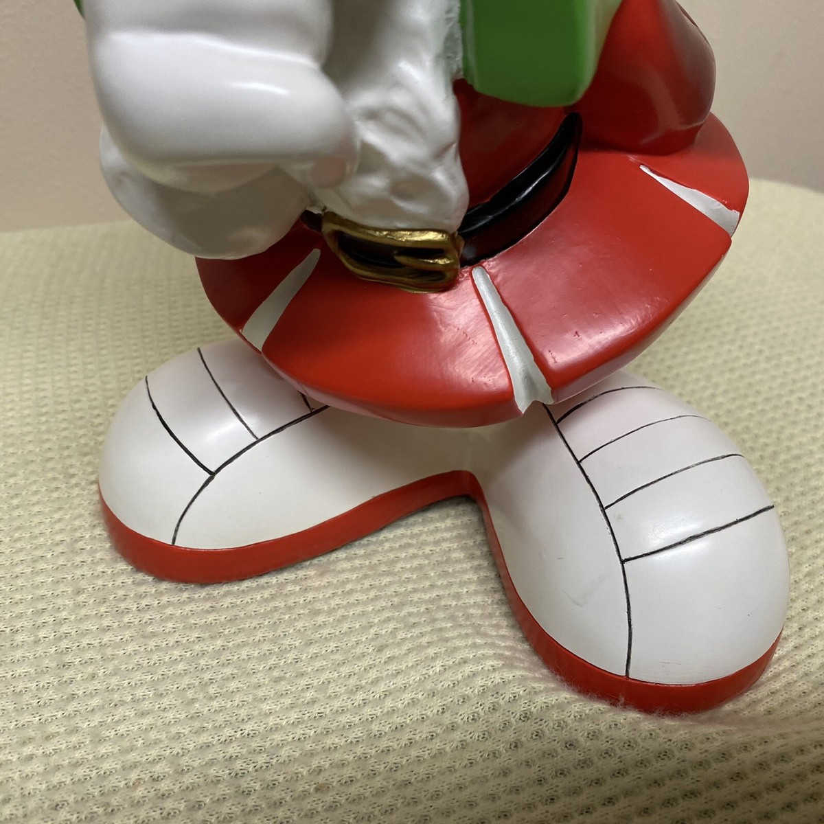 Rare VTG 1998 Looney Tunes Marvin The Martian Christmas Santa 11