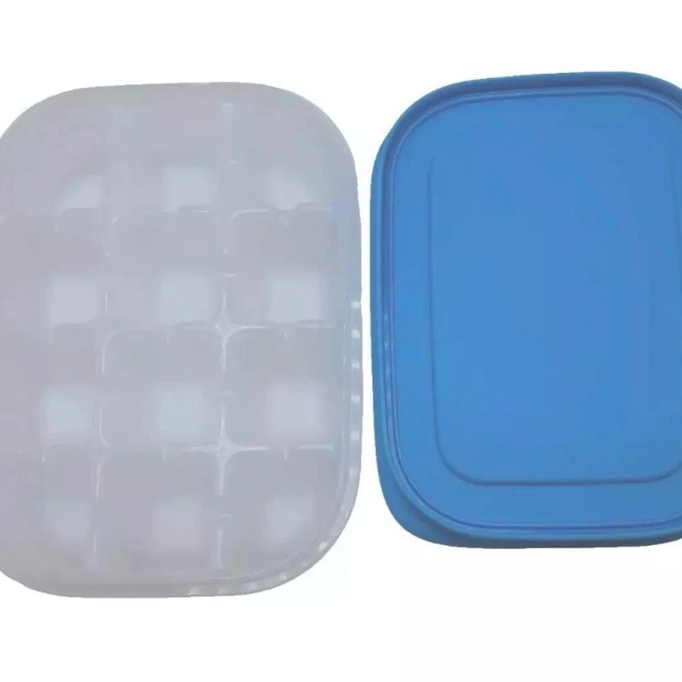 Mini bandeja para cubitos de hielo de silicona Tupperware Freezer Mates 12 ranuras para cubos azul nuevo con etiquetas Foto 2 de 4