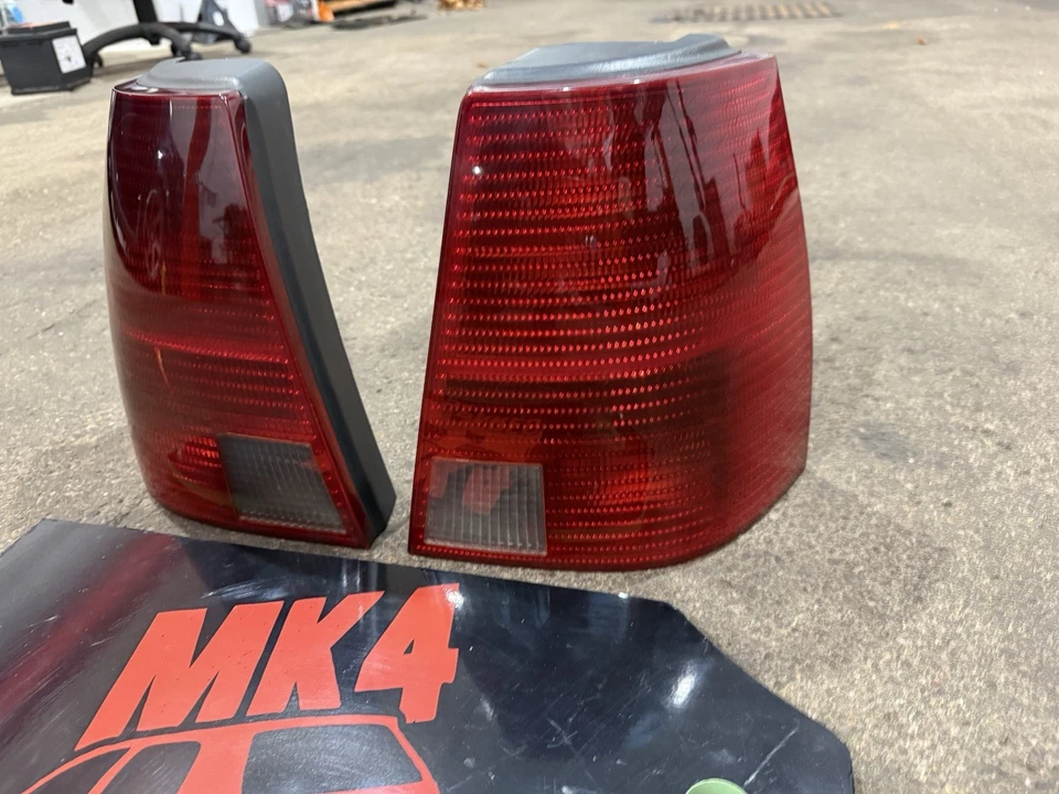 Vw Golf Mk4 Estate Us Spec Full Red Rear Tail Lights Variant Bora 1J9945075P - Image 3 of 4
