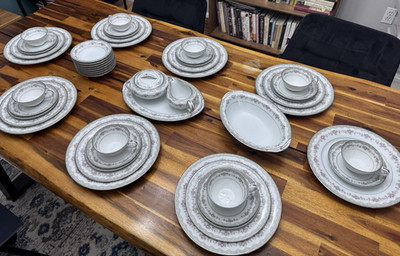 Noritake Glenwood 5770 China Set 51 Pc Pink Roses Platinum Trim, EUC