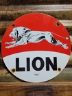 VINTAGE LION GASOLINE PORCELAIN SIGN OLD 1960 PETROL FUEL OIL GAS PUMP PLATE 12"