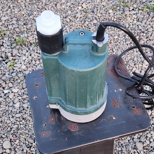 Zoeller 1043 1/3 HP Automatic Utility Sump Pump 40 GPM 115V Submersible
