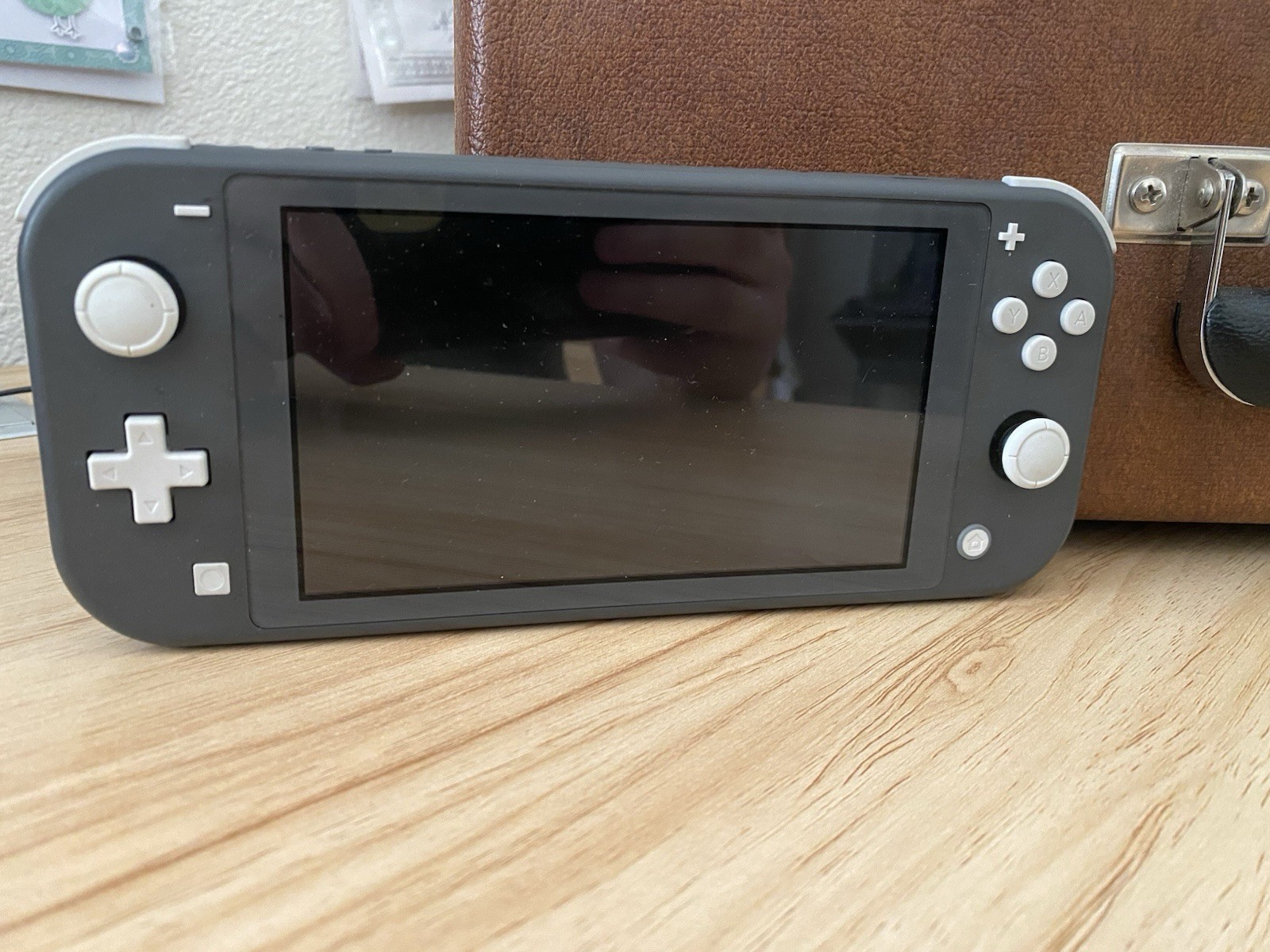 Nintendo Switch Lite - Gray (HDH-001) -- Very Good Condition!
