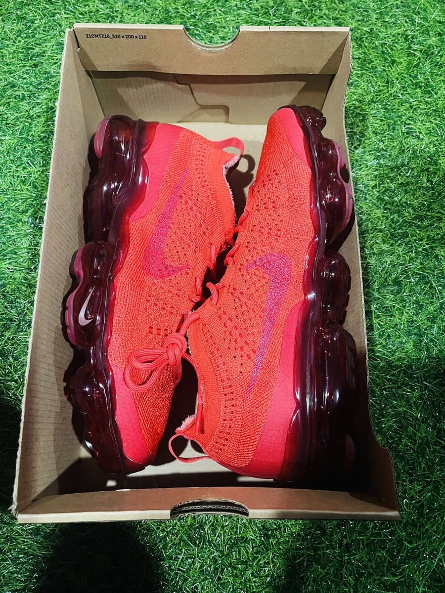 Nike Air VaporMax 2023 Flyknit triple red Men’s size 11.5 used no original box Nike Air VaporMax 2023 Flyknit Triple Red Men main image 2
