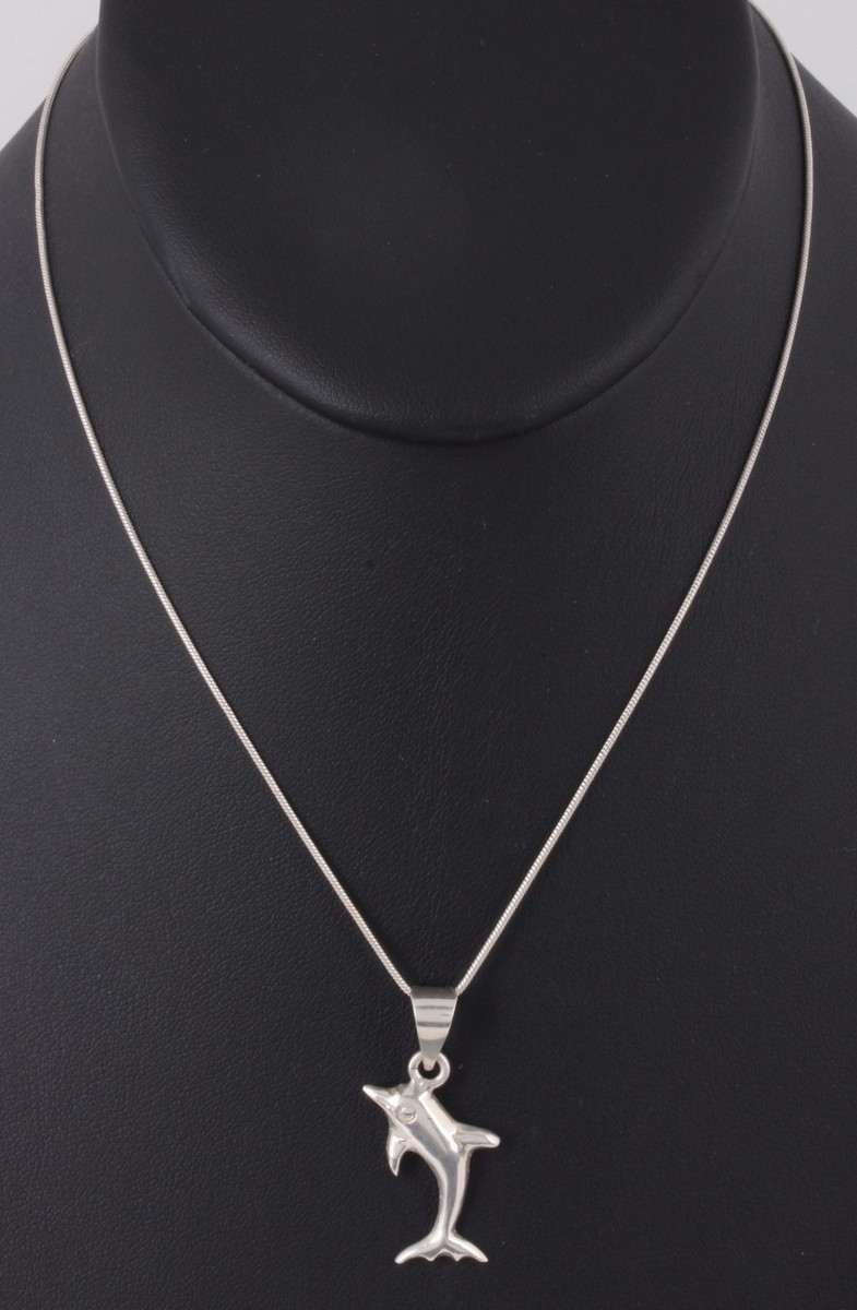 STERLING SILVER ME-03 EEE DOLPHIN PENDANT CHAIN NECKLACE FINE 925