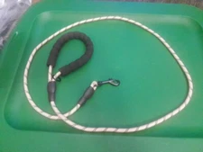 Dog Training/Walking Leash for med. to Large Dogs 5' with reflective Nylon NEW